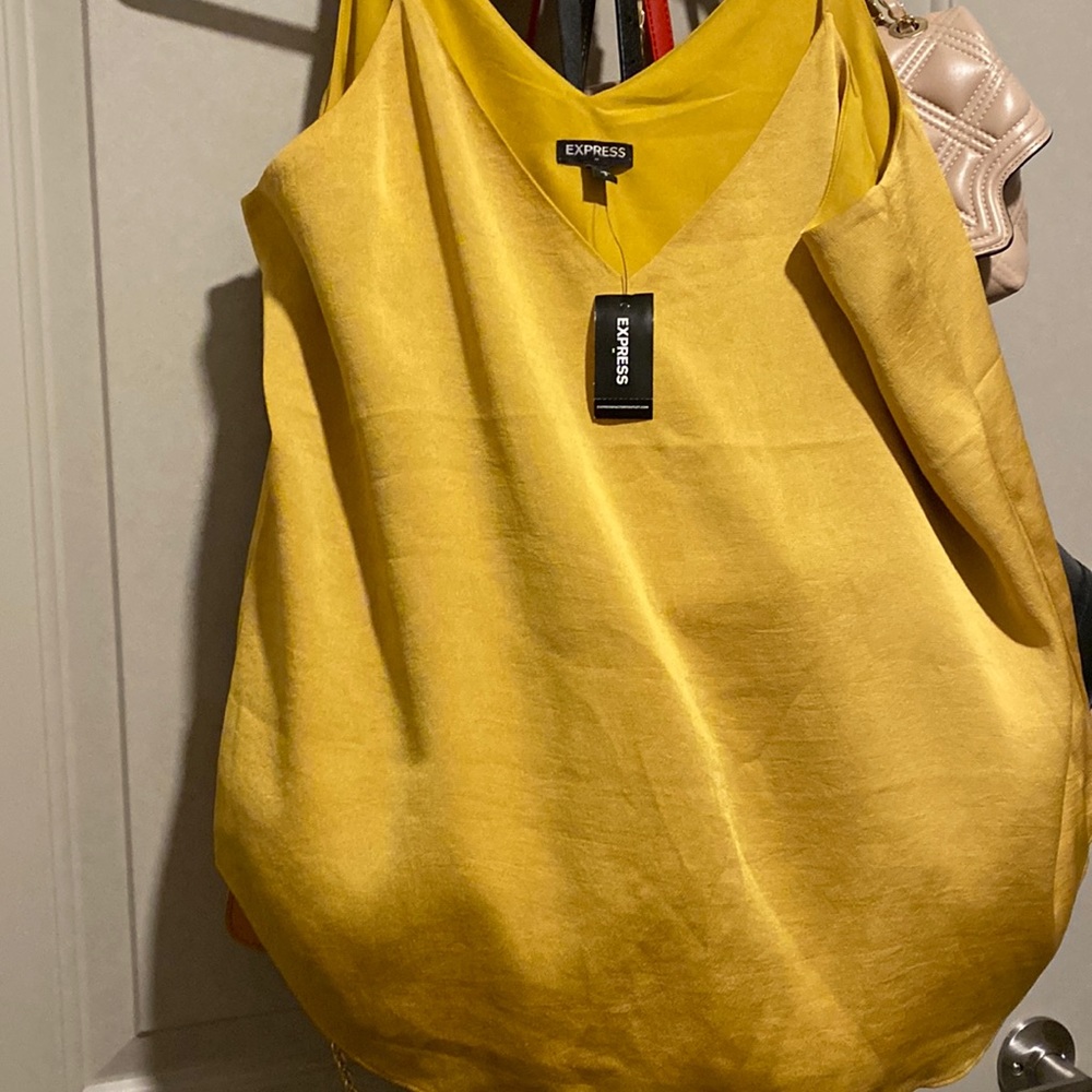Express yellow lime blouse